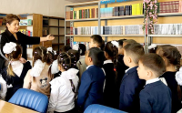 1-сынып оқушыларымен «Кітаптар әлемі» атты  кітапханаға саяхат ұйымдастырылды